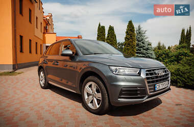 Внедорожник / Кроссовер Audi Q5 2017 в Пирятине