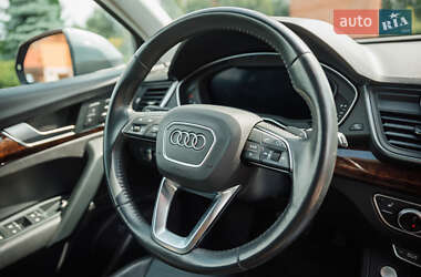Позашляховик / Кросовер Audi Q5 2017 в 
