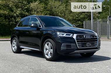 Позашляховик / Кросовер Audi Q5 2018 в Львові