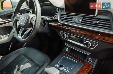 Позашляховик / Кросовер Audi Q5 2017 в 