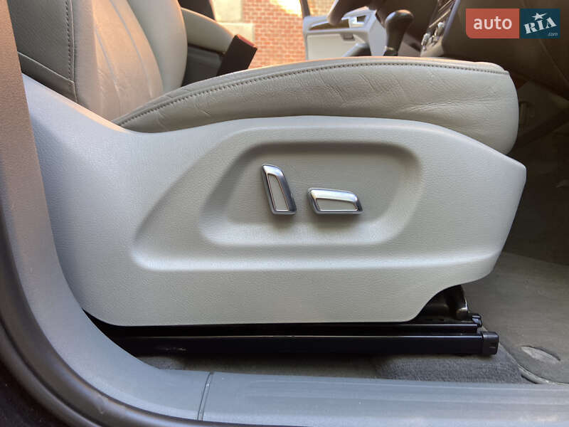 Внедорожник / Кроссовер Audi Q5 2013 в Львове