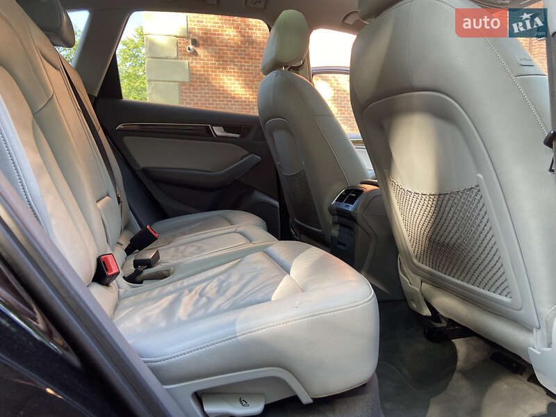 Внедорожник / Кроссовер Audi Q5 2013 в Львове