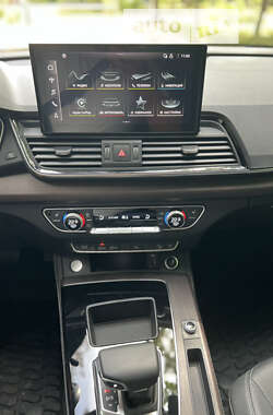 Внедорожник / Кроссовер Audi Q5 2022 в 