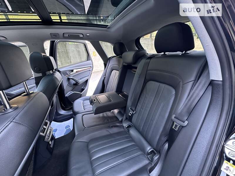 Позашляховик / Кросовер Audi Q5 2017 в Дрогобичі