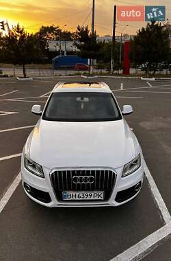 Внедорожник / Кроссовер Audi Q5 2015 в 