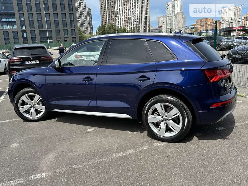 Позашляховик / Кросовер Audi Q5 2017 в Києві