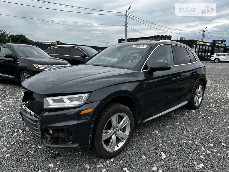 Позашляховик / Кросовер Audi Q5 2017 в Львові