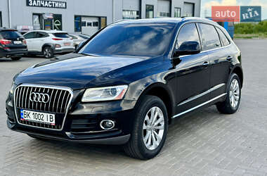 Внедорожник / Кроссовер Audi Q5 2015 в 