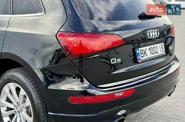 Внедорожник / Кроссовер Audi Q5 2015 в 