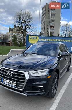 Внедорожник / Кроссовер Audi Q5 2017 в 