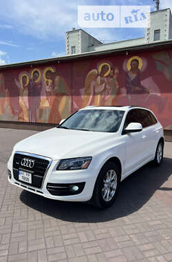 Внедорожник / Кроссовер Audi Q5 2011 в Каменском