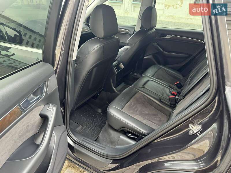 Внедорожник / Кроссовер Audi Q5 2016 в Каменец-Подольском