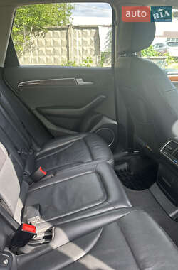 Внедорожник / Кроссовер Audi Q5 2011 в 