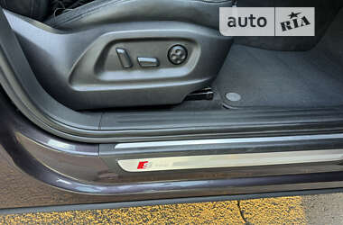 Внедорожник / Кроссовер Audi Q5 2011 в 