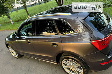 Внедорожник / Кроссовер Audi Q5 2011 в 
