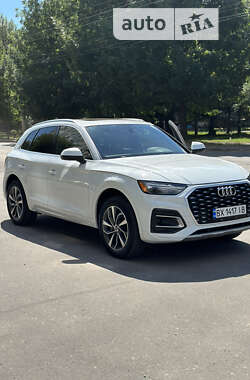 Внедорожник / Кроссовер Audi Q5 2021 в Хмельницком