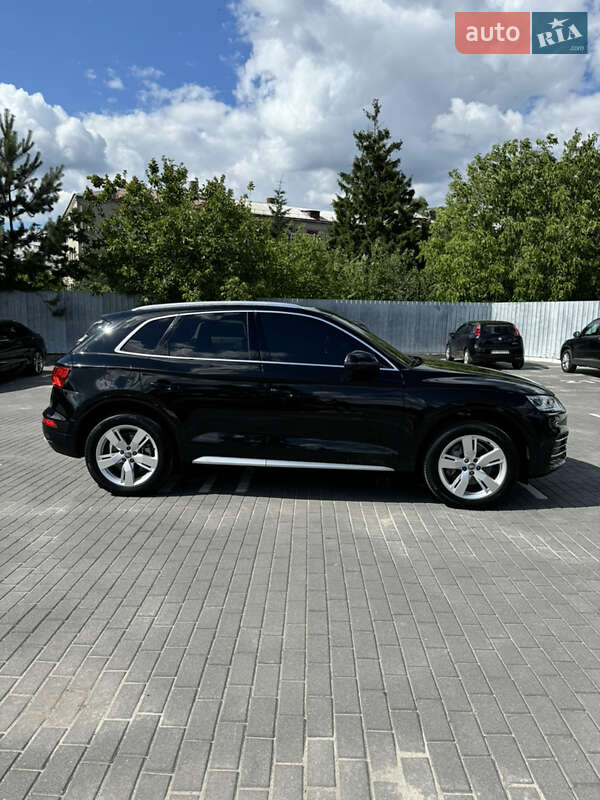 Внедорожник / Кроссовер Audi Q5 2018 в Харькове