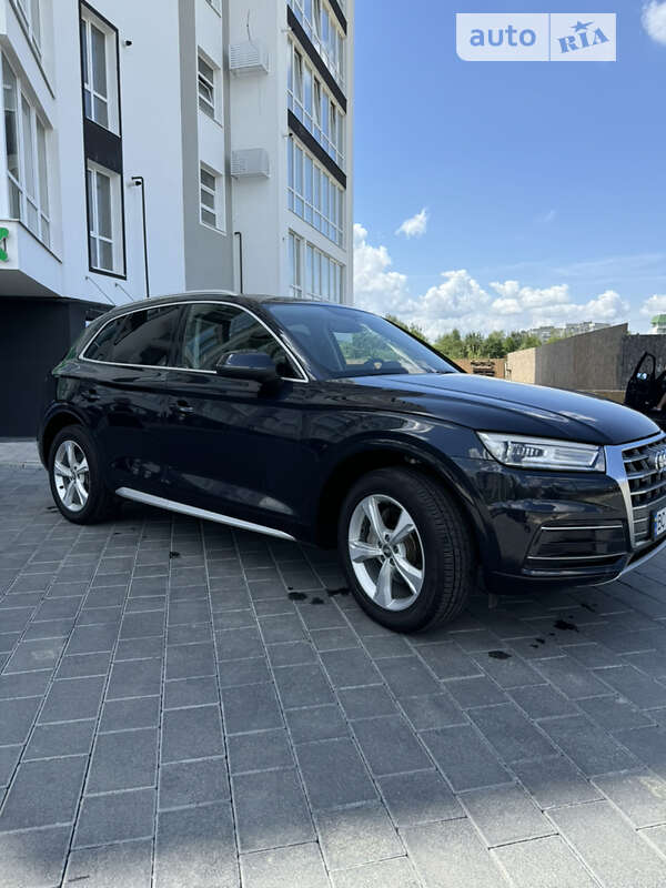 Внедорожник / Кроссовер Audi Q5 2017 в Трускавце