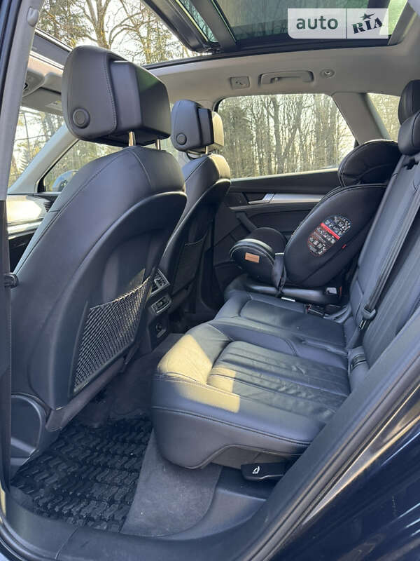 Внедорожник / Кроссовер Audi Q5 2017 в Трускавце