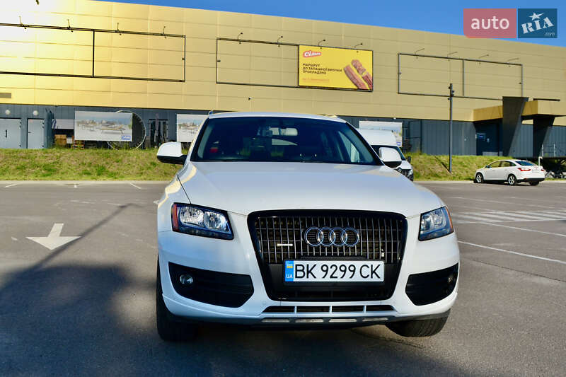 Внедорожник / Кроссовер Audi Q5 2011 в Ровно