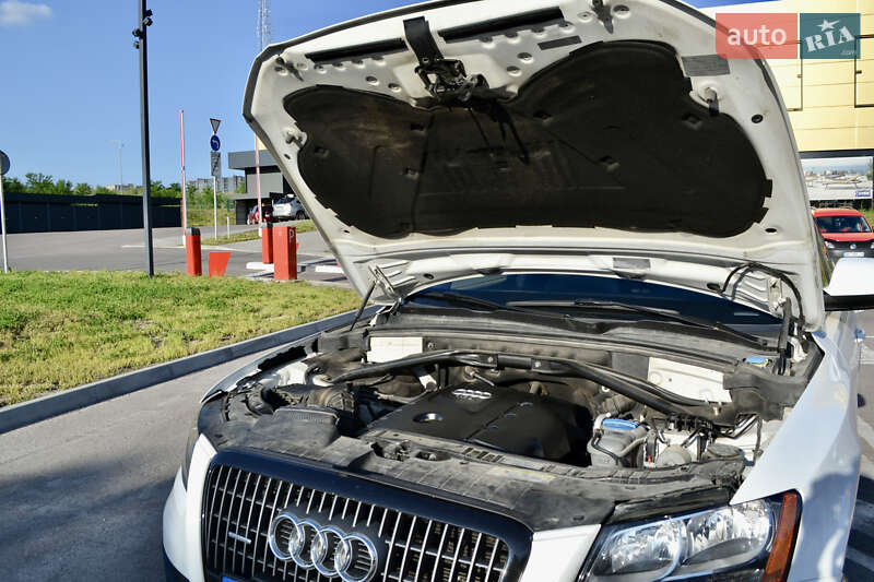 Внедорожник / Кроссовер Audi Q5 2011 в Ровно