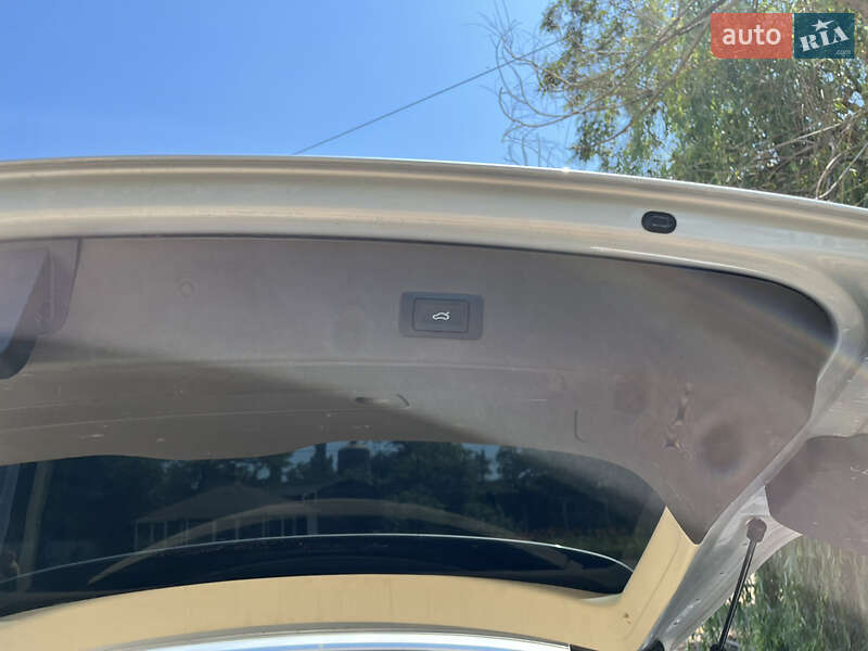 Внедорожник / Кроссовер Audi Q5 2012 в Очакове фото 10 Внедорожник / Кроссовер Audi Q5 2012 в Очакове