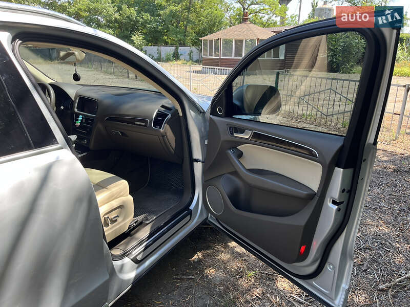 Внедорожник / Кроссовер Audi Q5 2012 в Очакове фото 14 Внедорожник / Кроссовер Audi Q5 2012 в Очакове