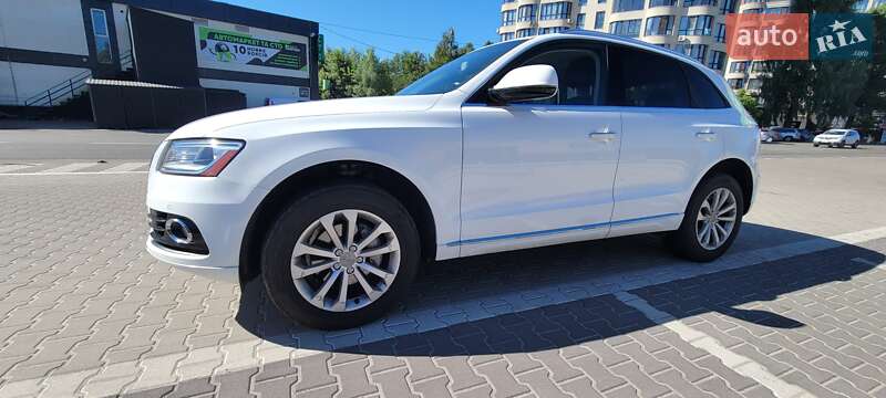 Позашляховик / Кросовер Audi Q5 2015 в Києві