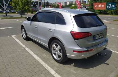 Внедорожник / Кроссовер Audi Q5 2011 в 