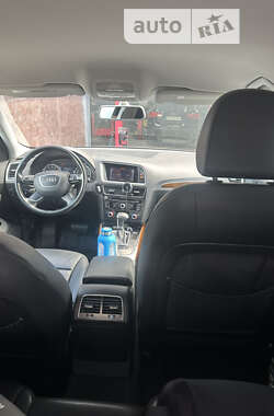 Внедорожник / Кроссовер Audi Q5 2015 в 