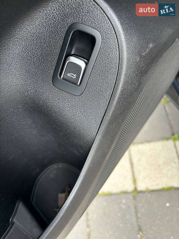 Внедорожник / Кроссовер Audi Q5 2015 в Стрые