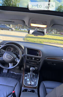 Внедорожник / Кроссовер Audi Q5 2015 в 