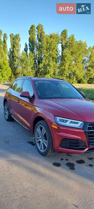 Внедорожник / Кроссовер Audi Q5 2019 в Горишних Плавнях