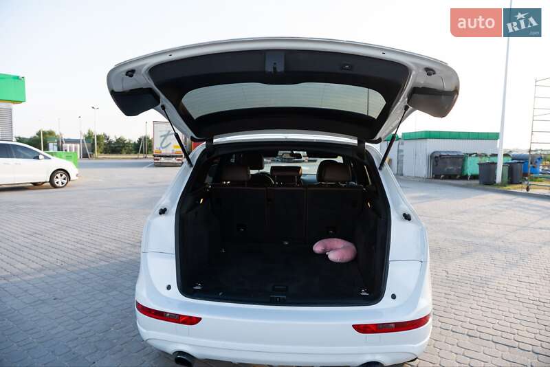 Позашляховик / Кросовер Audi Q5 2016 в Яворові