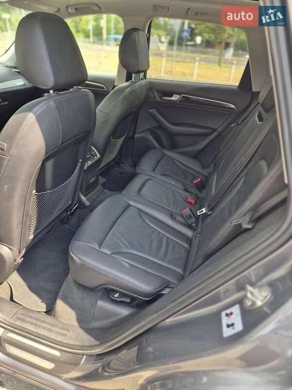 Внедорожник / Кроссовер Audi Q5 2014 в Киеве