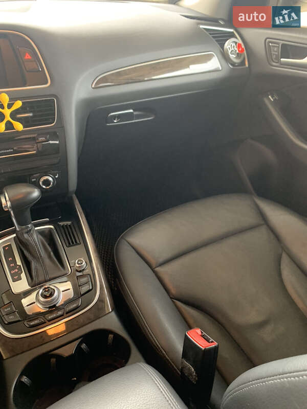 Внедорожник / Кроссовер Audi Q5 2012 в Самборе