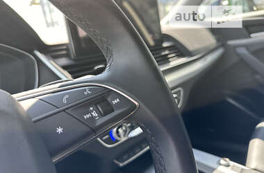 Внедорожник / Кроссовер Audi Q5 2022 в 