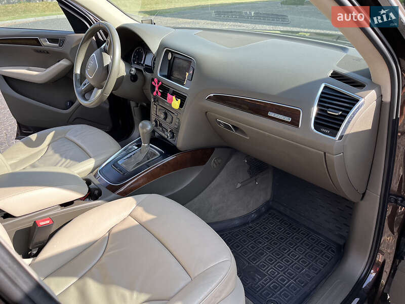 Позашляховик / Кросовер Audi Q5 2010 в Львові