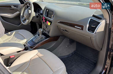 Внедорожник / Кроссовер Audi Q5 2010 в 