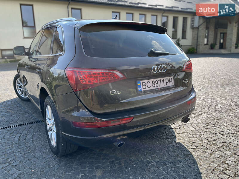Позашляховик / Кросовер Audi Q5 2010 в Львові