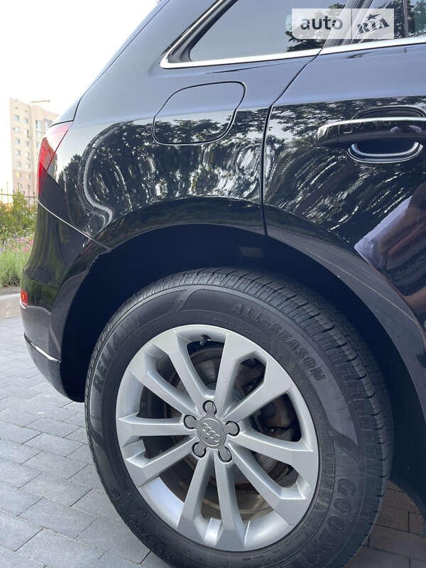 Внедорожник / Кроссовер Audi Q5 2016 в Виннице