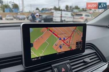 Внедорожник / Кроссовер Audi Q5 2018 в 