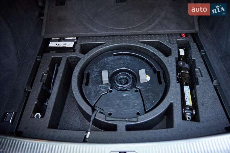 Позашляховик / Кросовер Audi Q5 2018 в Львові