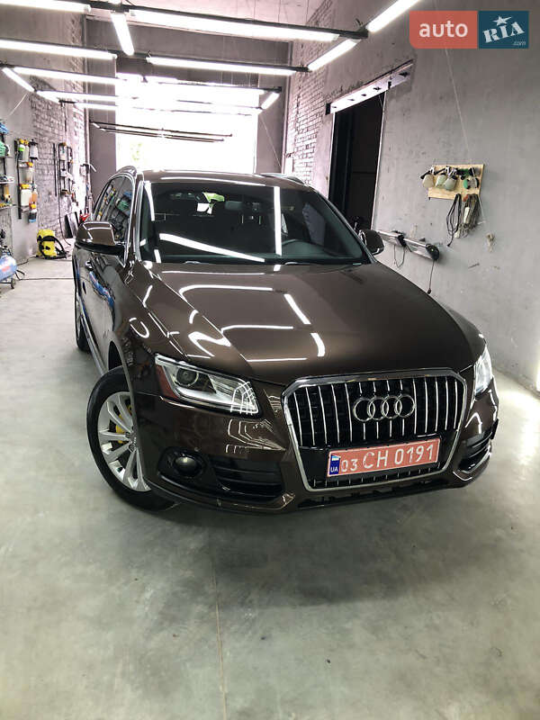 Внедорожник / Кроссовер Audi Q5 2015 в Владимире