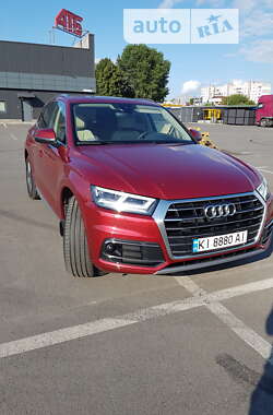 Позашляховик / Кросовер Audi Q5 2017 в Києві