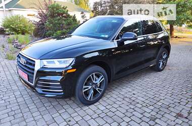 Внедорожник / Кроссовер Audi Q5 2020 в Нововолынске