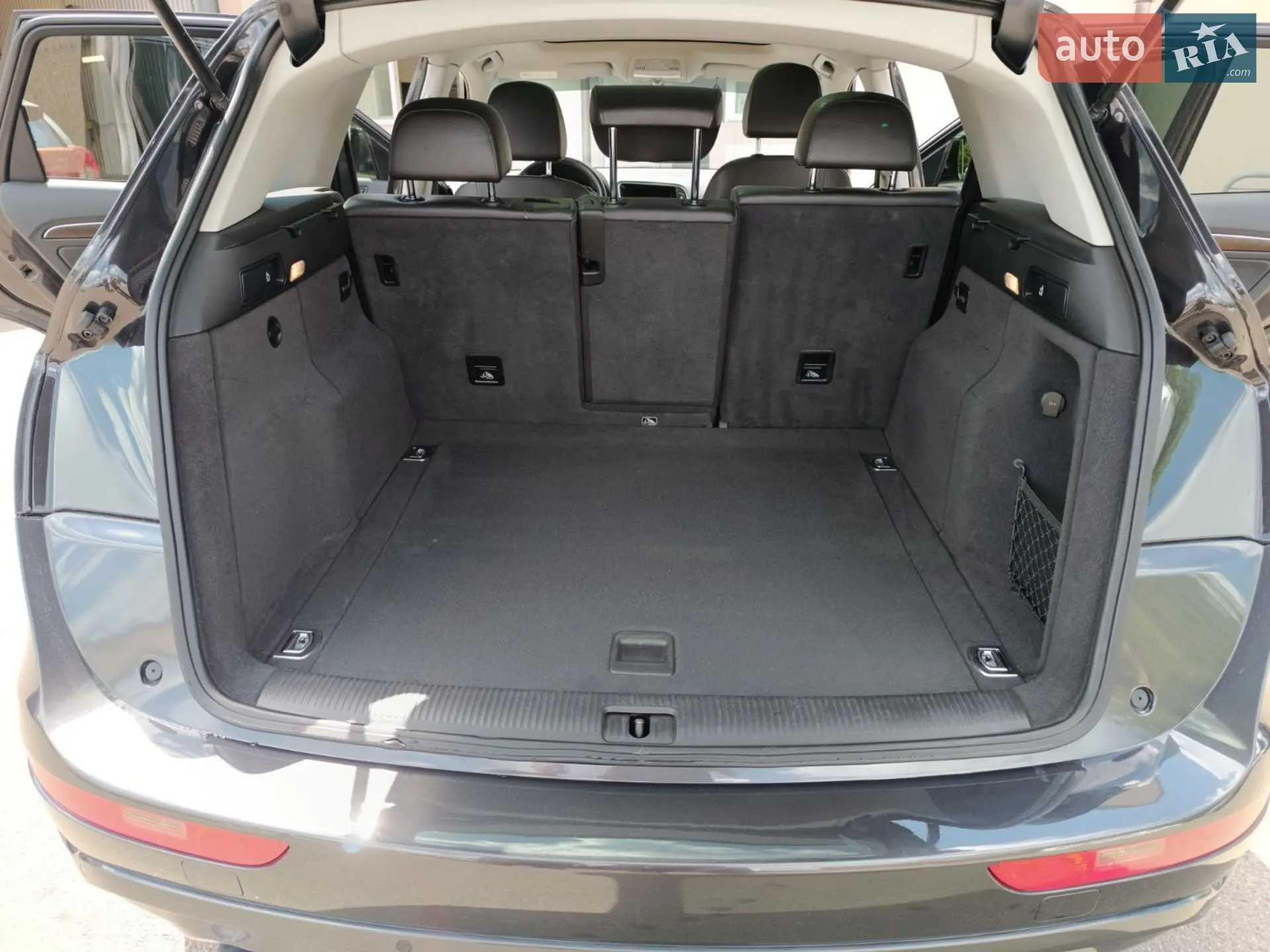 Audi Q5 2016 VIN WA1C2AFP4HA064737 фото оголошення 9 з 13