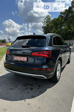 Позашляховик / Кросовер Audi Q5 2018 в Вінниці