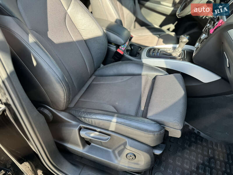 Внедорожник / Кроссовер Audi Q5 2015 в Черновцах
