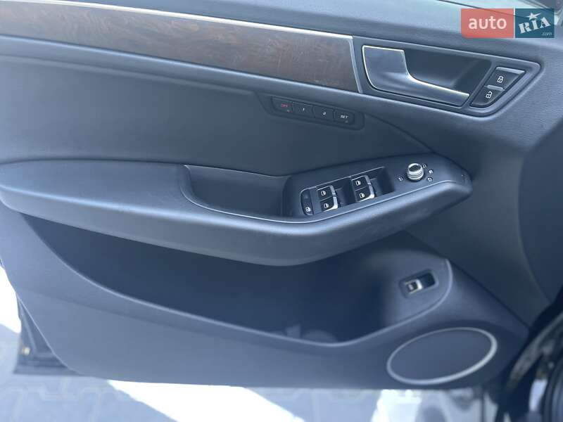Внедорожник / Кроссовер Audi Q5 2015 в Хмельницком